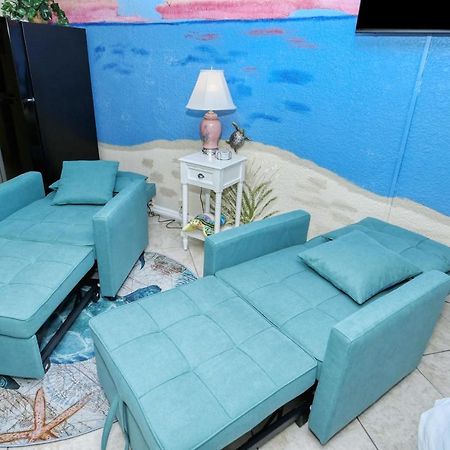 Waterfront Room, Heated Pool, Tiki Bar & Grill South Bradenton Экстерьер фото