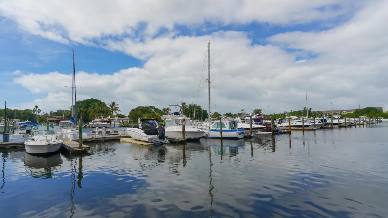Waterfront Room, Heated Pool, Tiki Bar & Grill South Bradenton Экстерьер фото